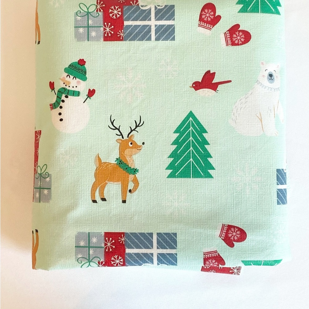 Wondershop Vintage Inspo vinyl padded tablecloth Reindeer/Polar Bear/Snowman